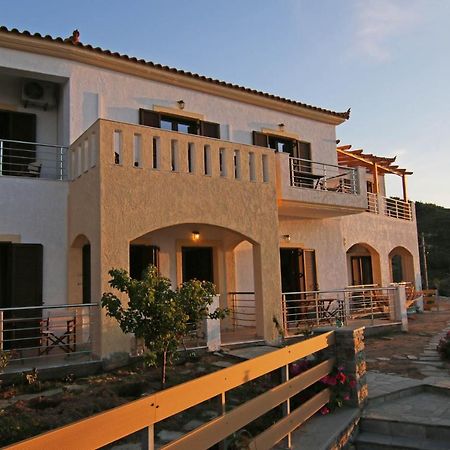 Anemi Apartments Armenistis  Dış mekan fotoğraf